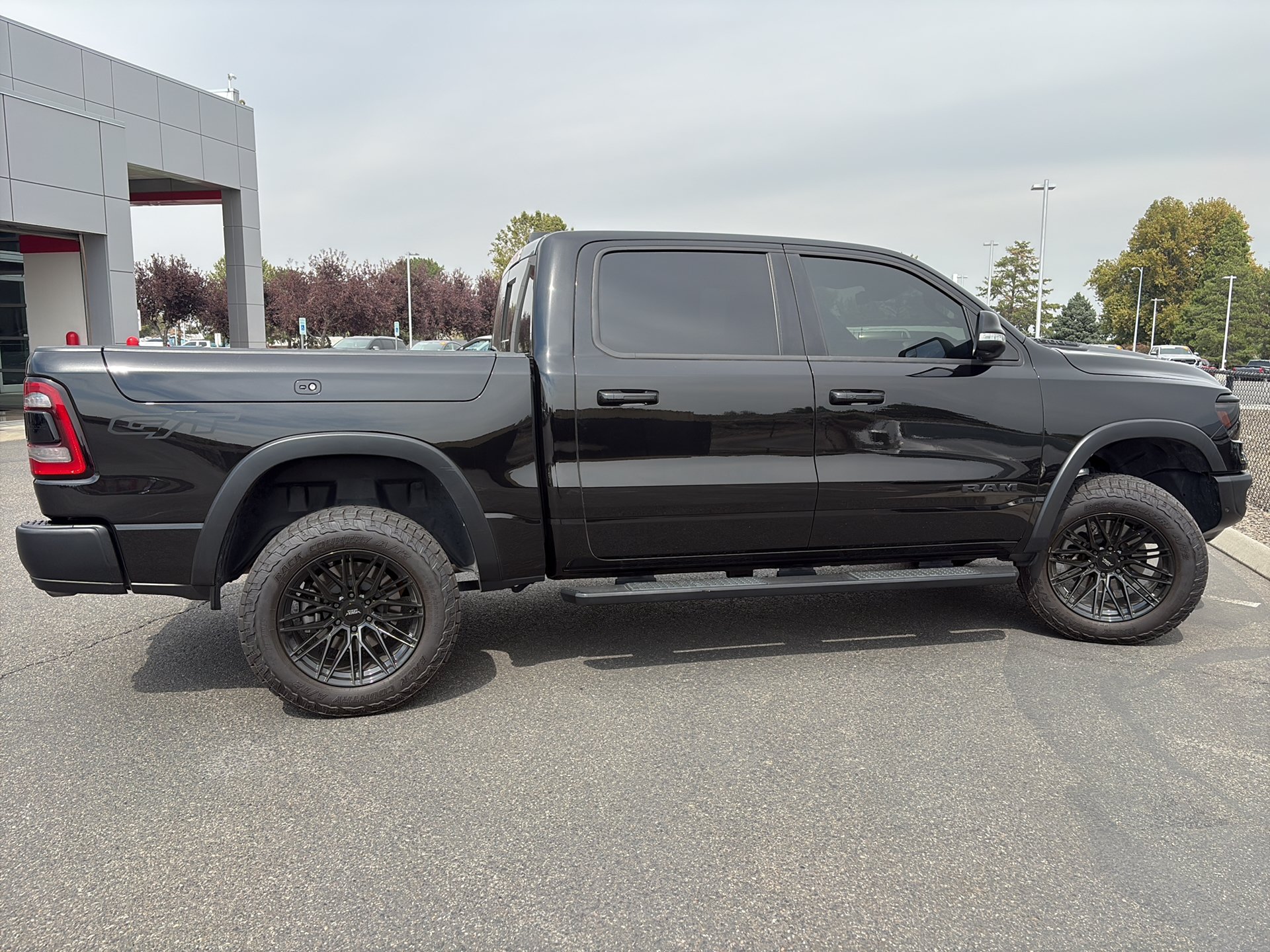 Used 2022 RAM 1500 Rebel w/ G/T Package AWD/4WD image 9