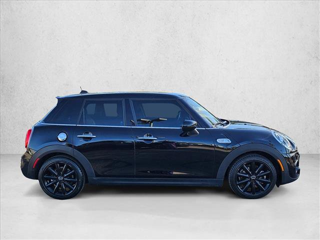 Used 2020 MINI Cooper S image 4