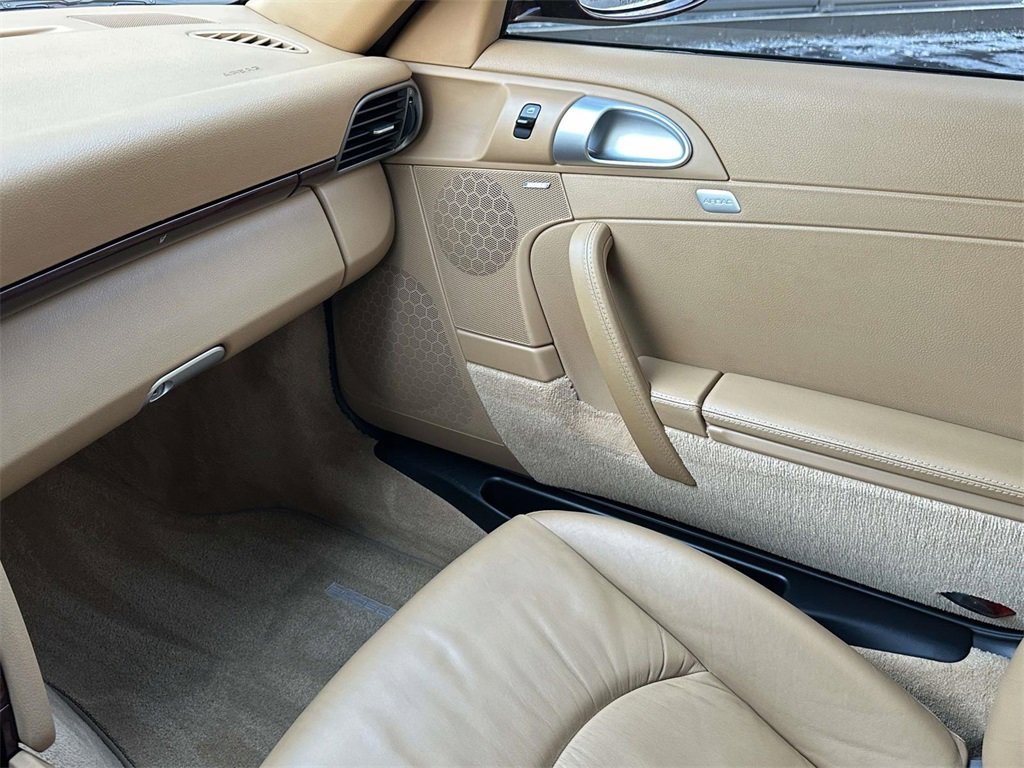 Used 2006 Porsche 911 Carrera image 28