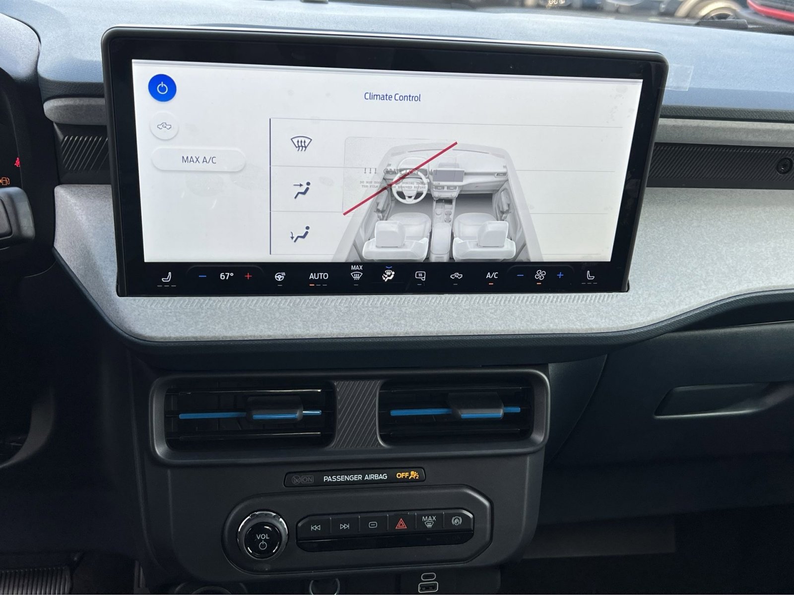 New 2025 Ford Maverick XLT w/ XLT Luxury Package image 21