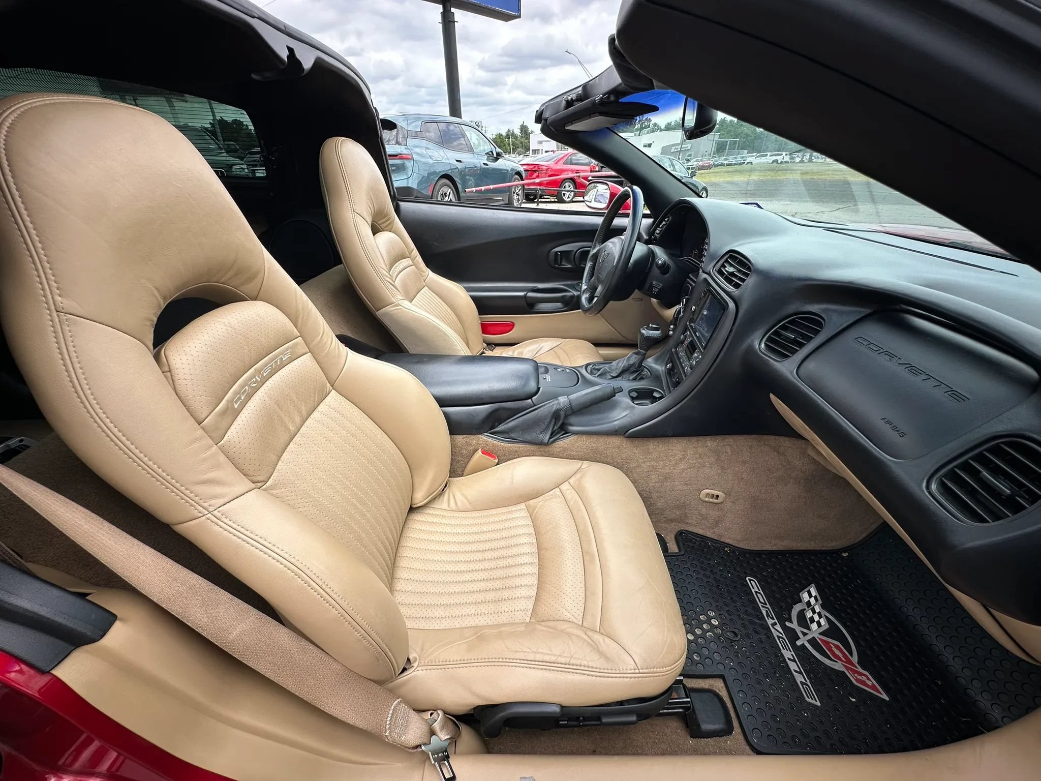 Used 2002 Chevrolet Corvette Coupe w/ Preferred Equipment Group2 RWD image 12