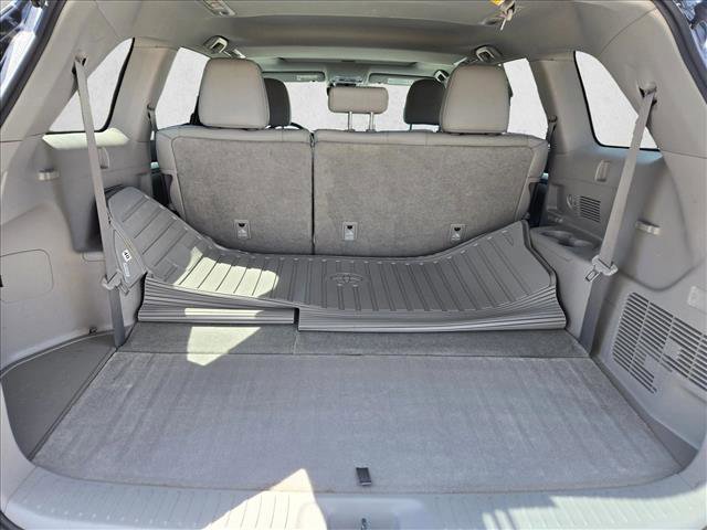 Used 2019 Toyota Highlander XLE image 6