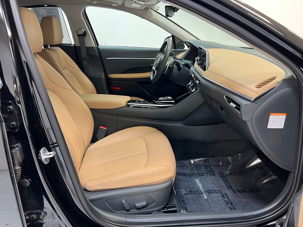 Used 2023 Hyundai Sonata Limited image 30