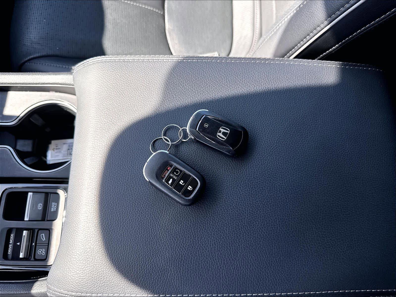Used 2024 Honda Pilot Elite image 14