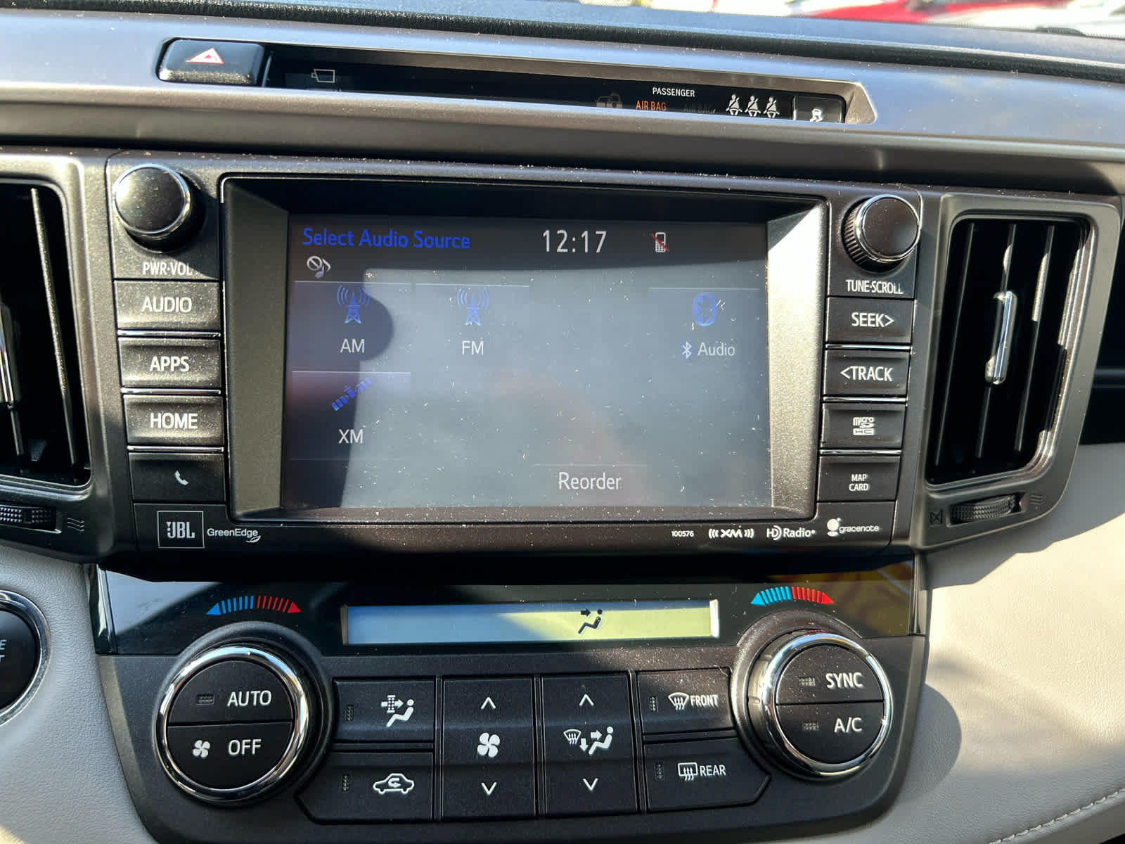 Used 2017 Toyota RAV4 Limited w/ Advanced Technology Package AWD/4WD image 17