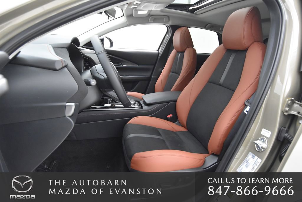 Certified 2025 MAZDA CX-30 Carbon image 21