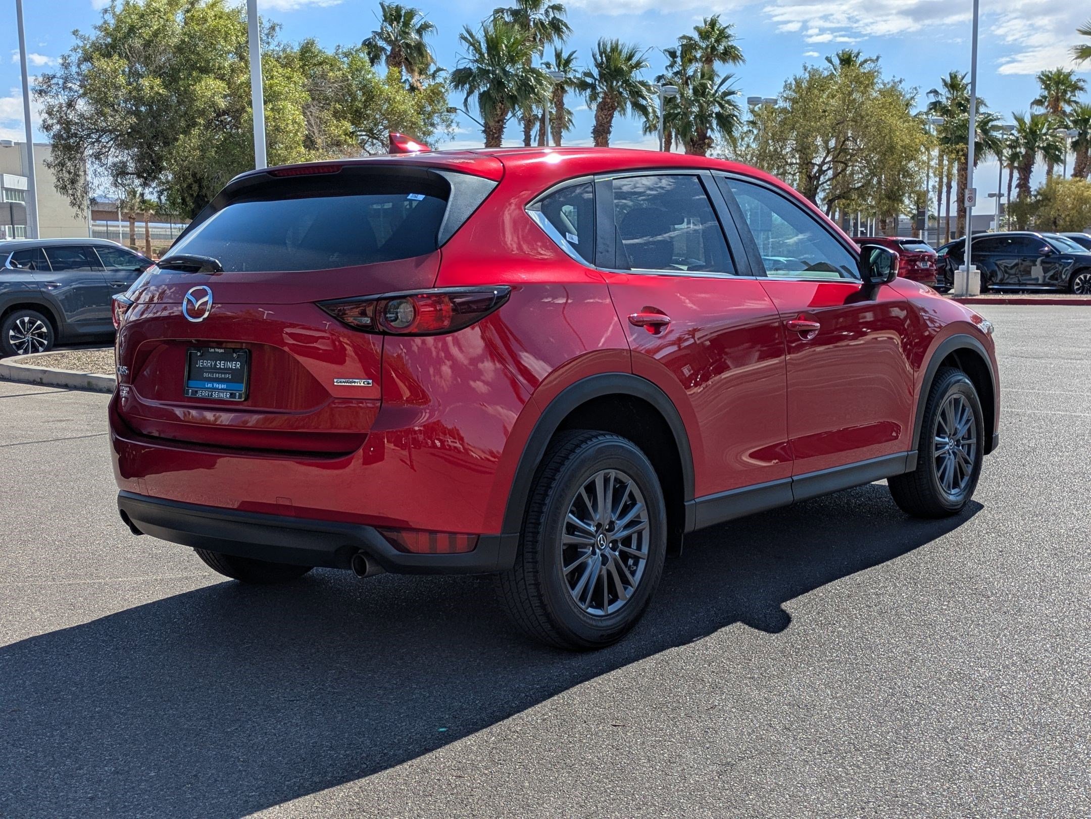 Used 2020 MAZDA CX-5 Touring FWD image 5