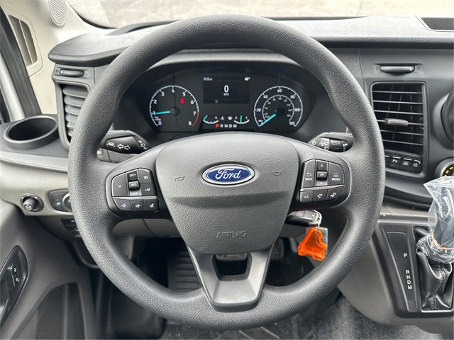 New 2025 Ford Transit 250 148 Medium Roof image 17