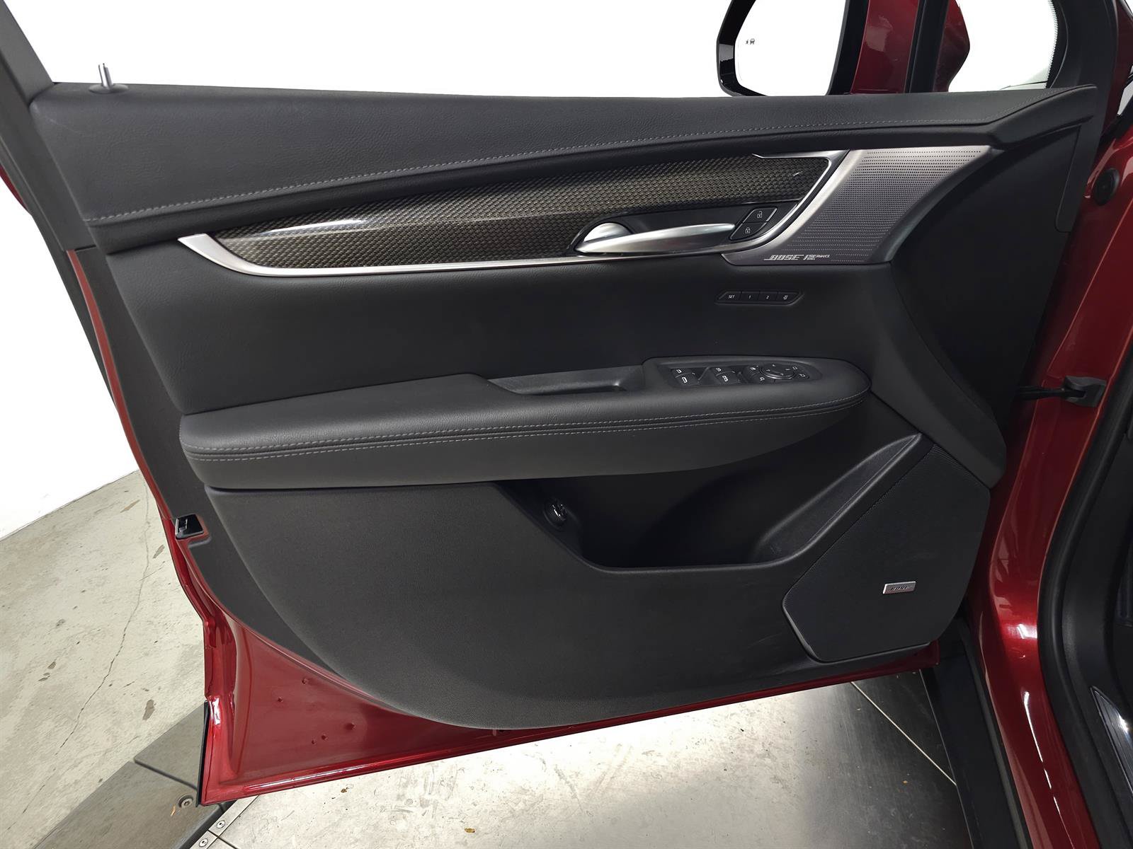 Used 2023 Cadillac XT5 Sportv w/ Technology Package AWD/4WD image 15