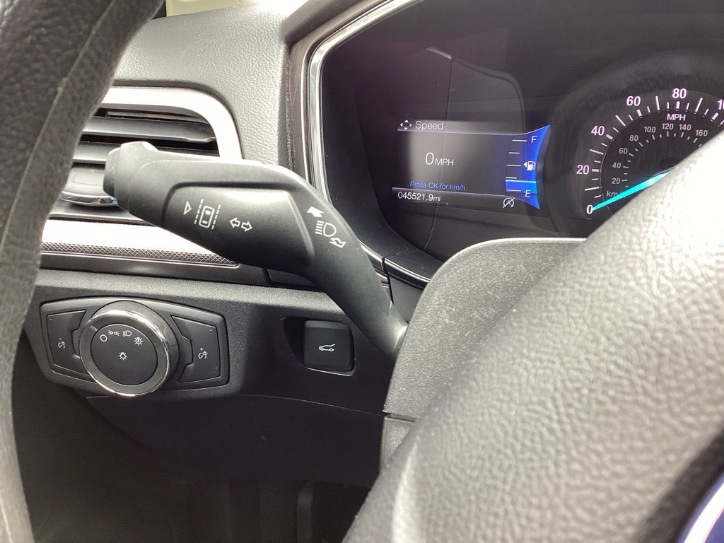 Used 2020 Ford Fusion SE image 20