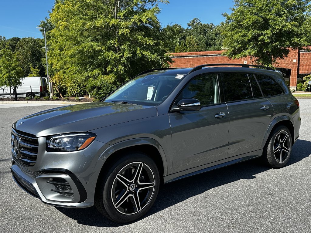 New 2026 Mercedes-Benz GLS 450 4MATIC image 4