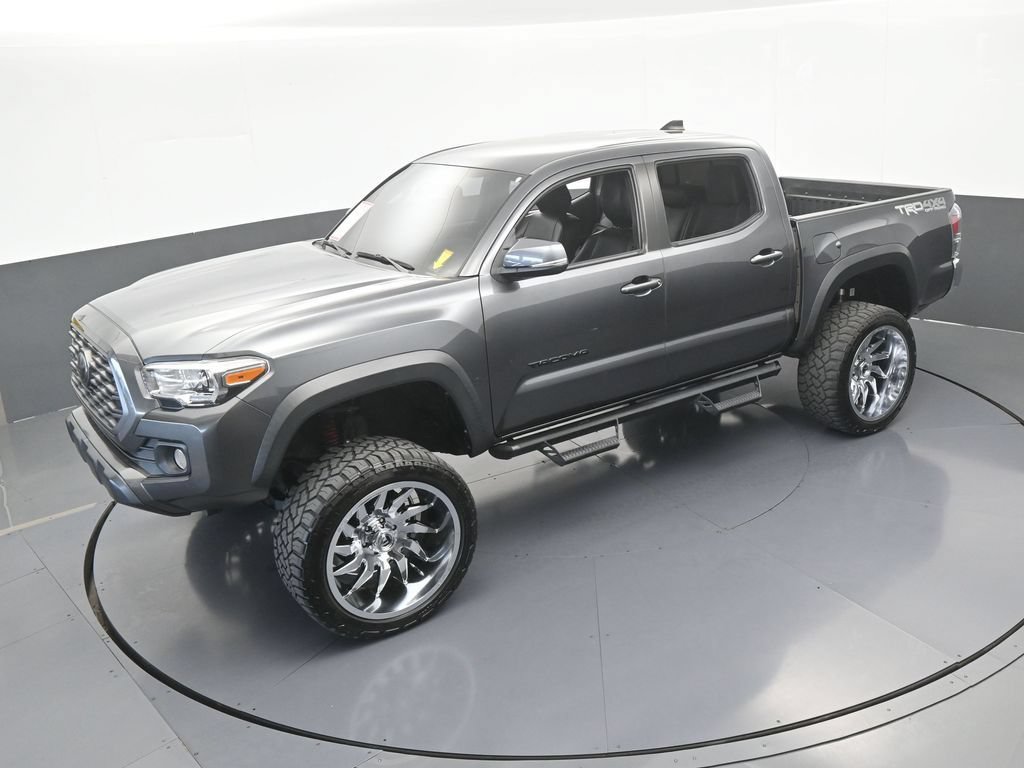 Used 2022 Toyota Tacoma TRD Off-Road AWD/4WD image 42