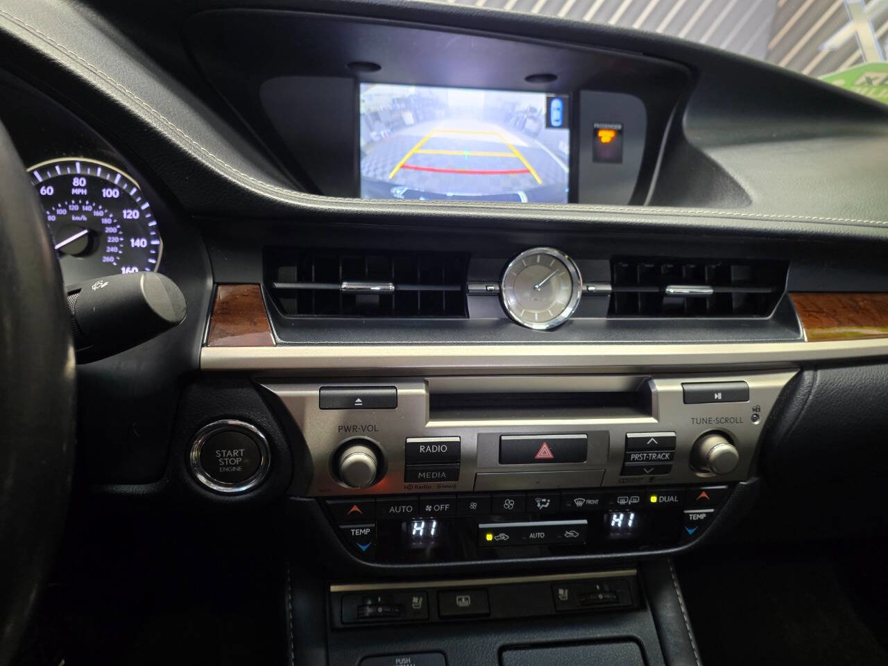 Used 2016 Lexus ES 350 image 23