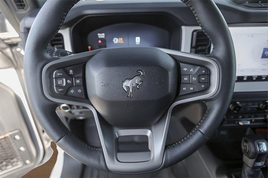 Used 2025 Ford Bronco Stroppe Edition image 12