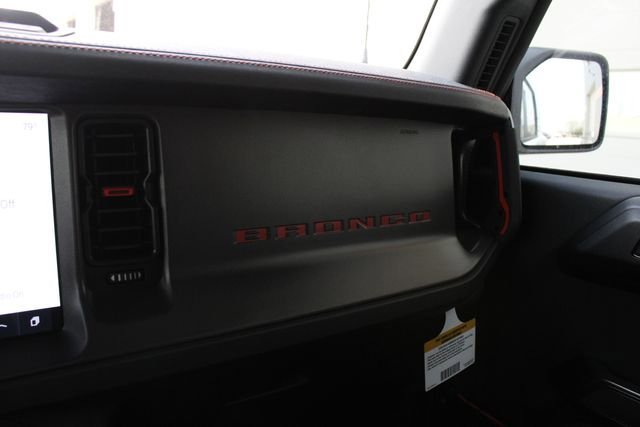 New 2025 Ford Bronco Raptor w/ Interior Carbon Fiber Pack AWD/4WD image 19