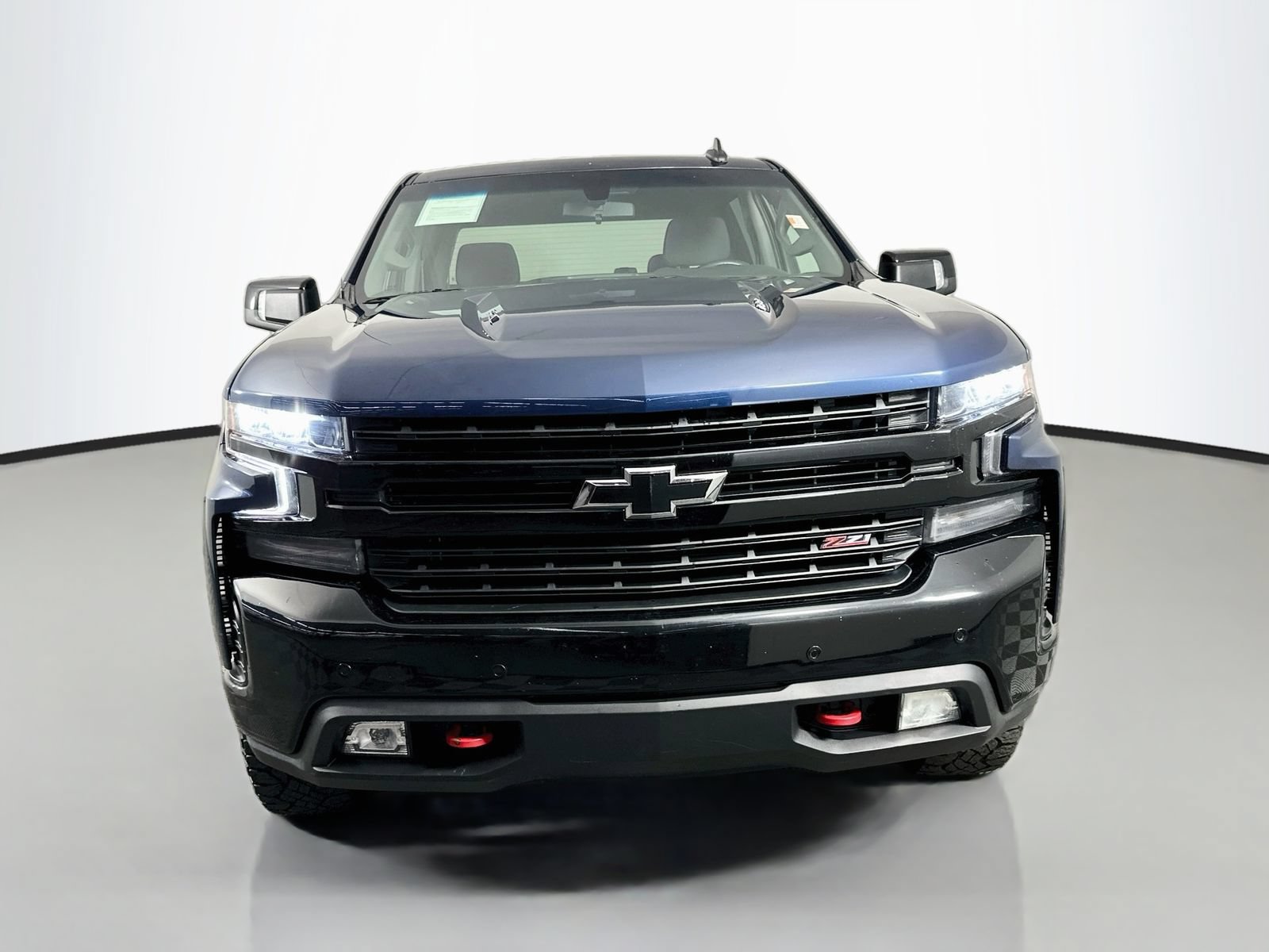 Used 2022 Chevrolet Silverado 1500 LT Trail Boss w/ Safety Package AWD/4WD image 2