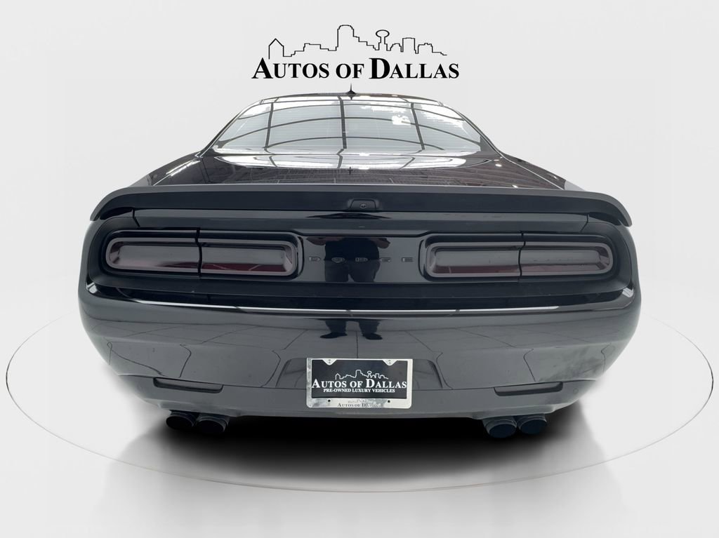 Used 2022 Dodge Challenger R/T Scat Pack RWD image 10