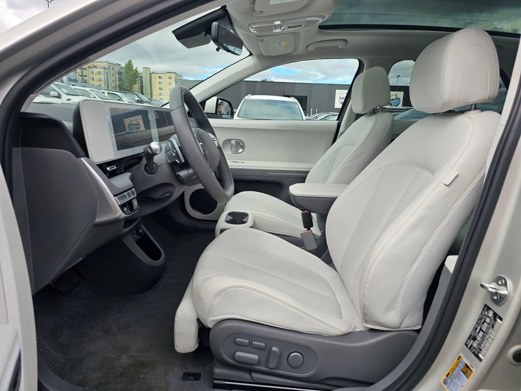 Used 2024 Hyundai Ioniq 5 Limited AWD/4WD image 19