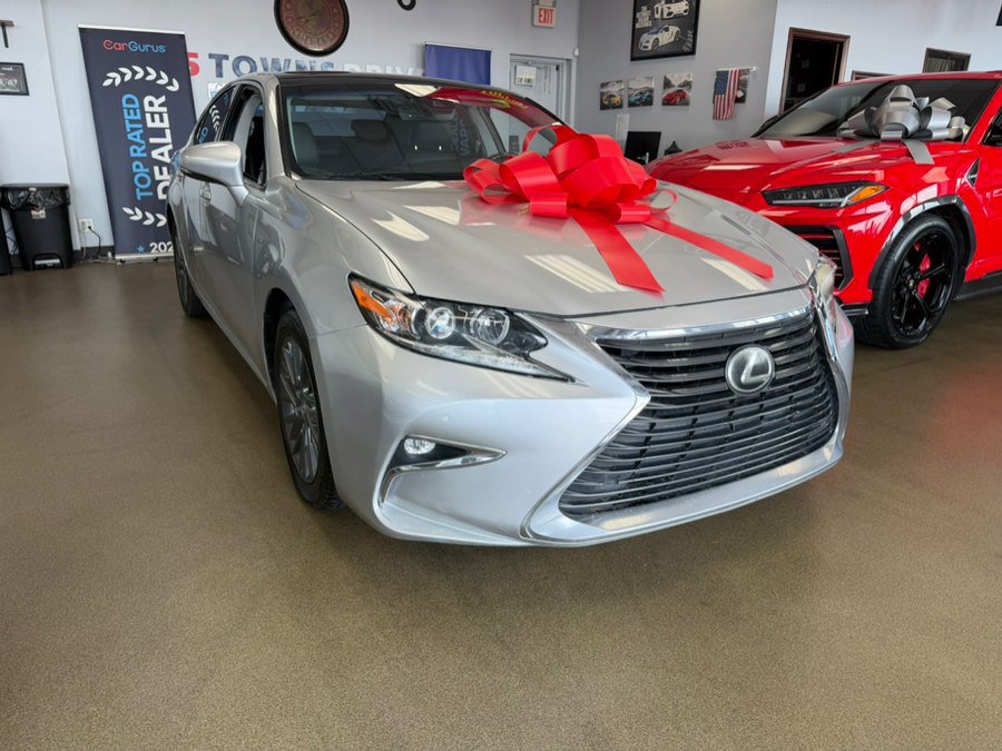 Used 2018 Lexus ES 350 w/ Navigation System Package FWD image 3