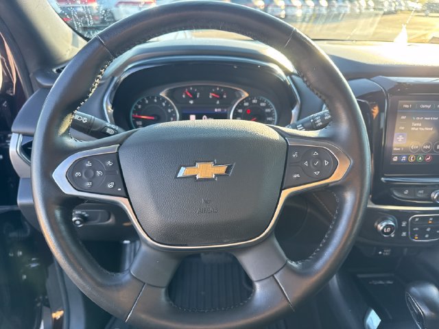 Used 2022 Chevrolet Traverse LT w/ LT Premium Package AWD/4WD image 18
