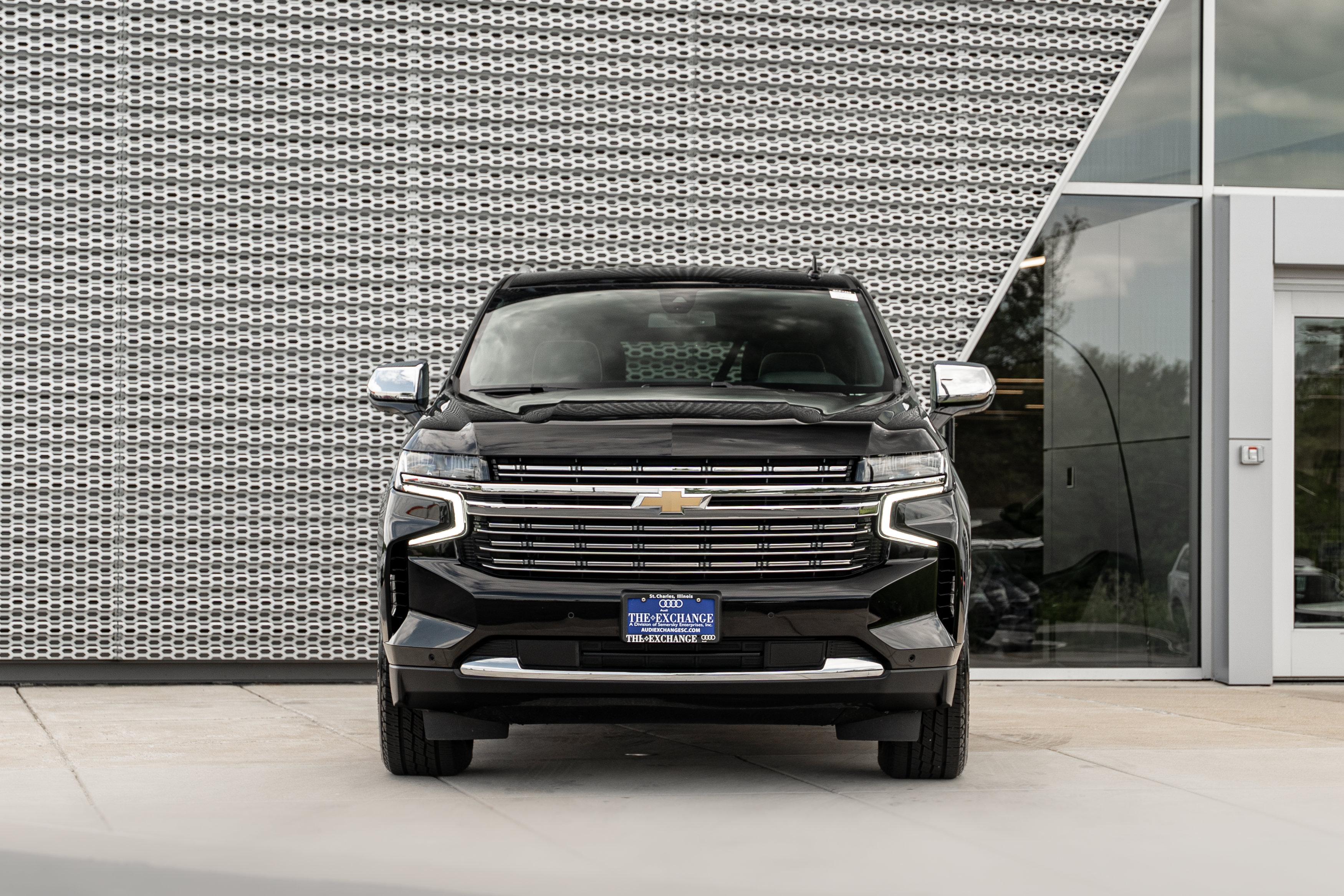 Used 2021 Chevrolet Tahoe Premier AWD/4WD image 34