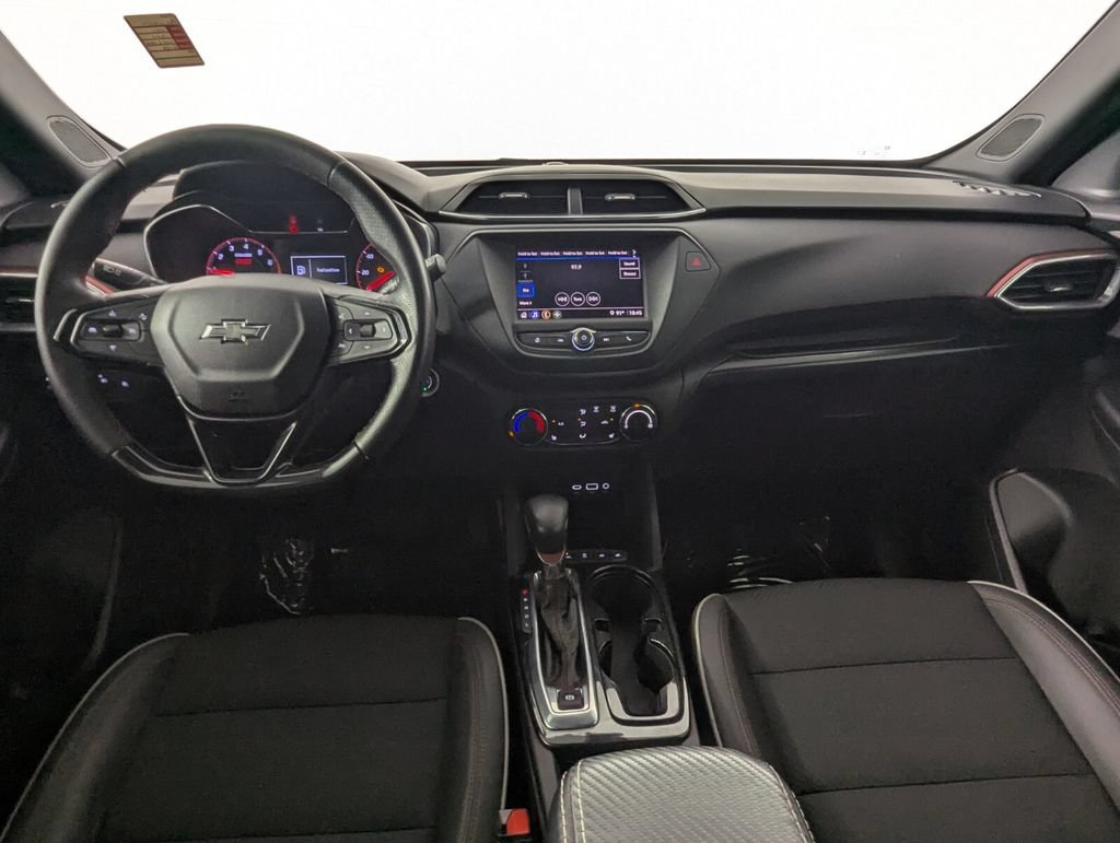 Used 2021 Chevrolet TrailBlazer RS w/ Driver Confidence Package FWD image 16