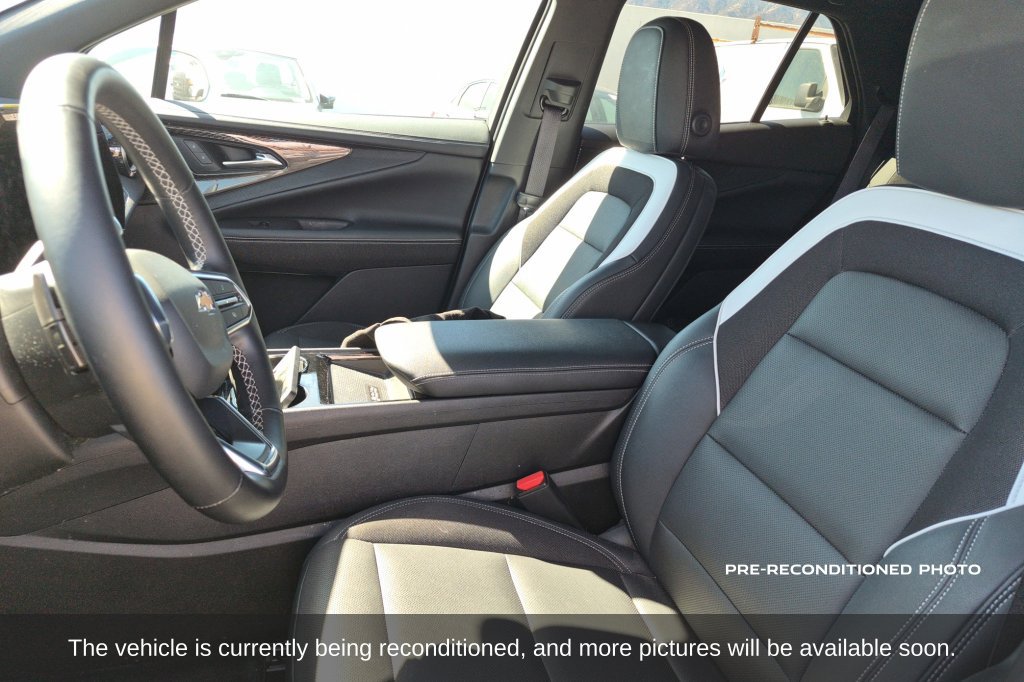 Used 2024 Chevrolet Blazer EV LT AWD/4WD image 11