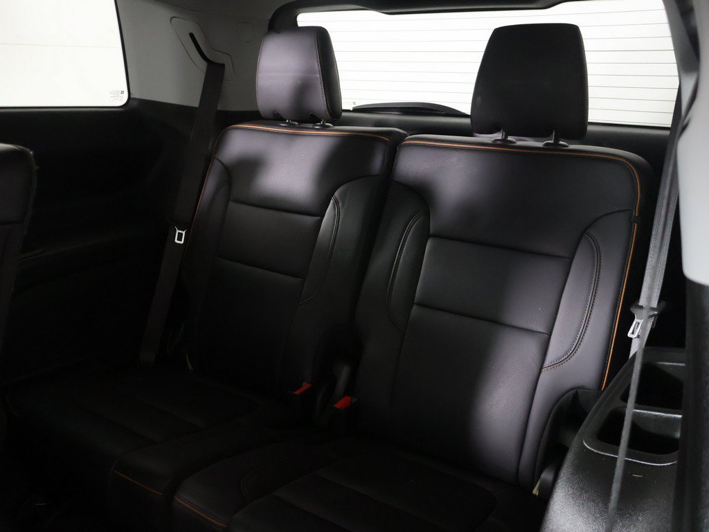 Used 2023 GMC Acadia AT4 w/ Preferred Package AWD/4WD image 38