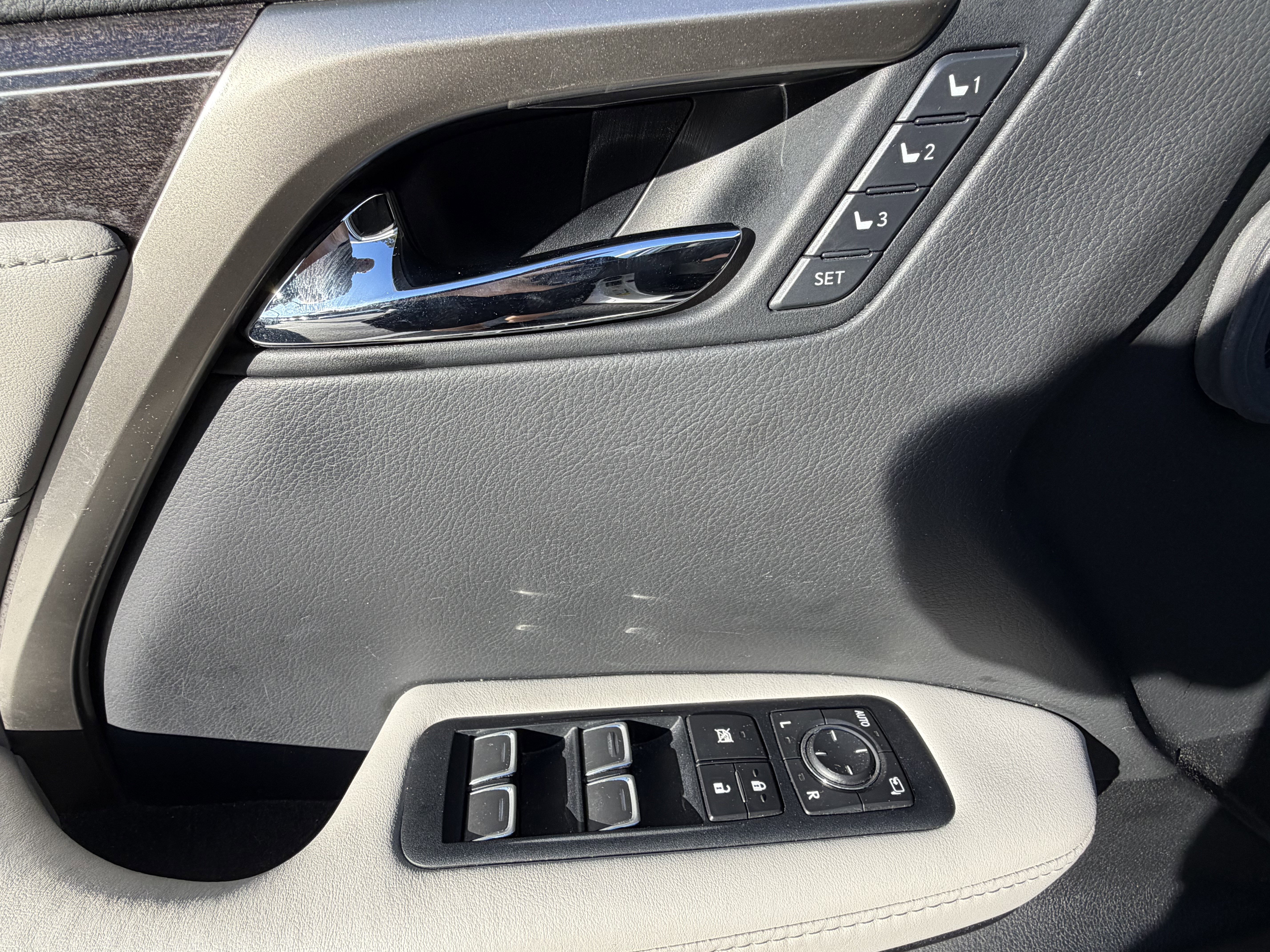 Used 2017 Lexus RX 350 AWD w/ Luxury Package image 14