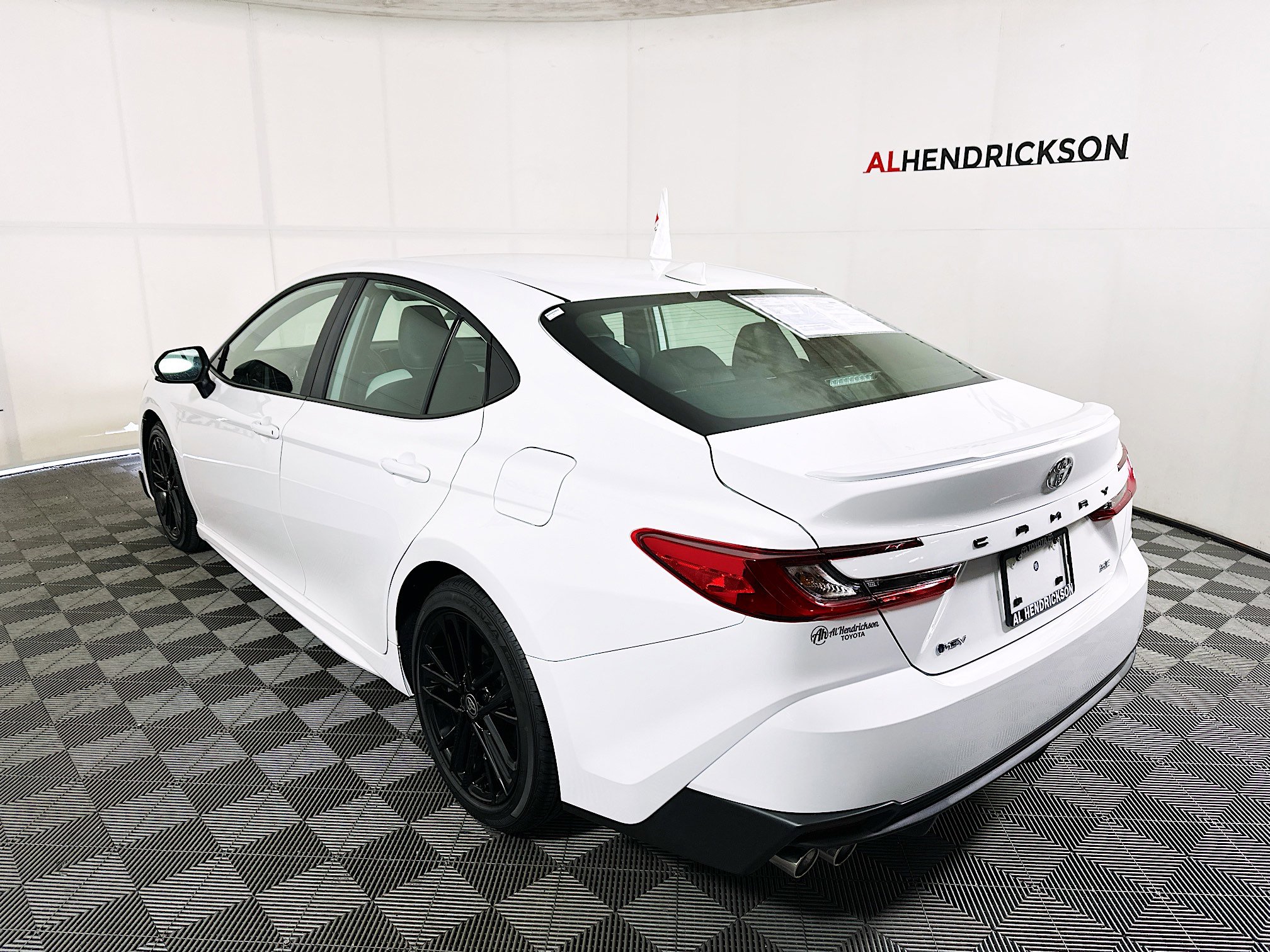 Used 2026 Toyota Camry SE image 5