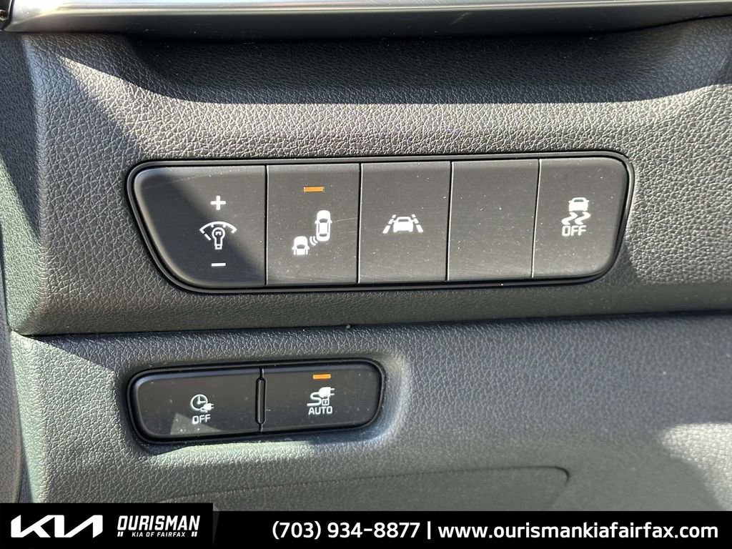 Used 2022 Kia Niro EX w/ Cold Weather Package image 13