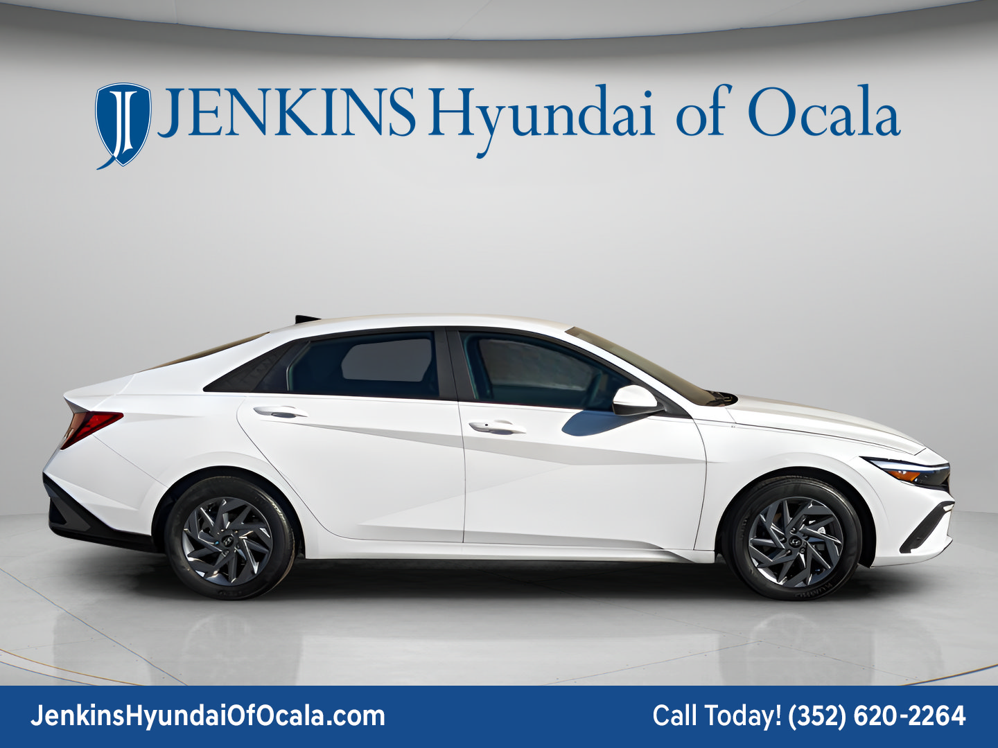 New 2026 Hyundai Elantra Sport FWD image 2