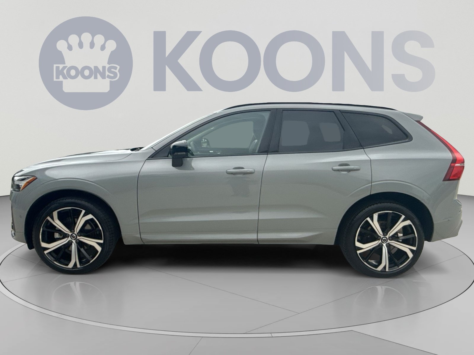 Certified 2024 Volvo XC60 B5 Ultimate w/ Protection Package Premier AWD/4WD image 2