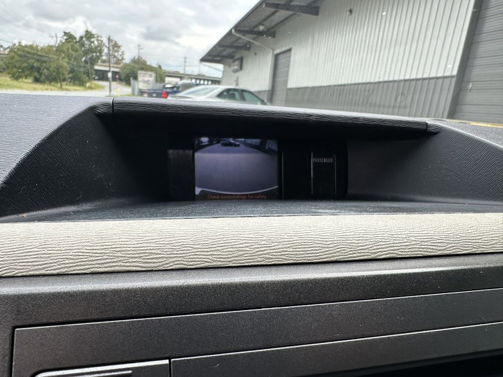 Used 2013 Toyota Sienna XLE image 38