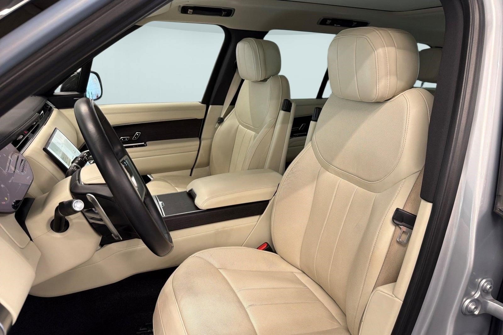 Used 2023 Land Rover Range Rover SE AWD/4WD image 5