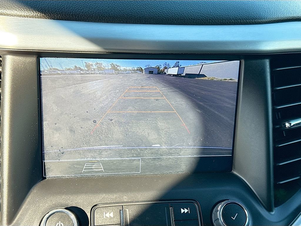 Used 2023 GMC Acadia SLE w/ Driver Convenience Package image 34