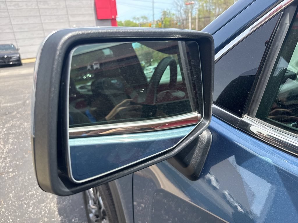 Used 2025 GMC Sierra 1500 Denali Ultimate AWD/4WD image 19