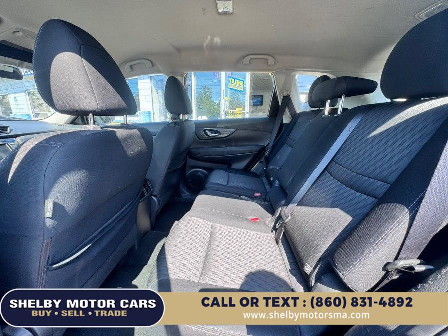 Used 2018 Nissan Rogue S FWD image 16