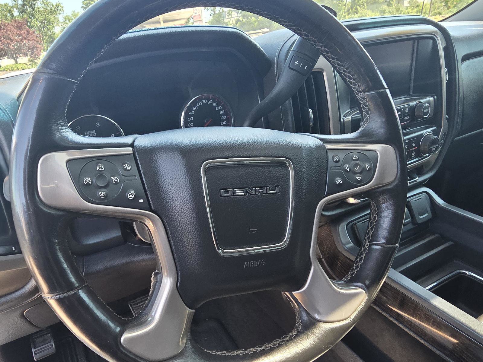 Used 2016 GMC Sierra 2500 Denali w/ Duramax Plus Package AWD/4WD image 12