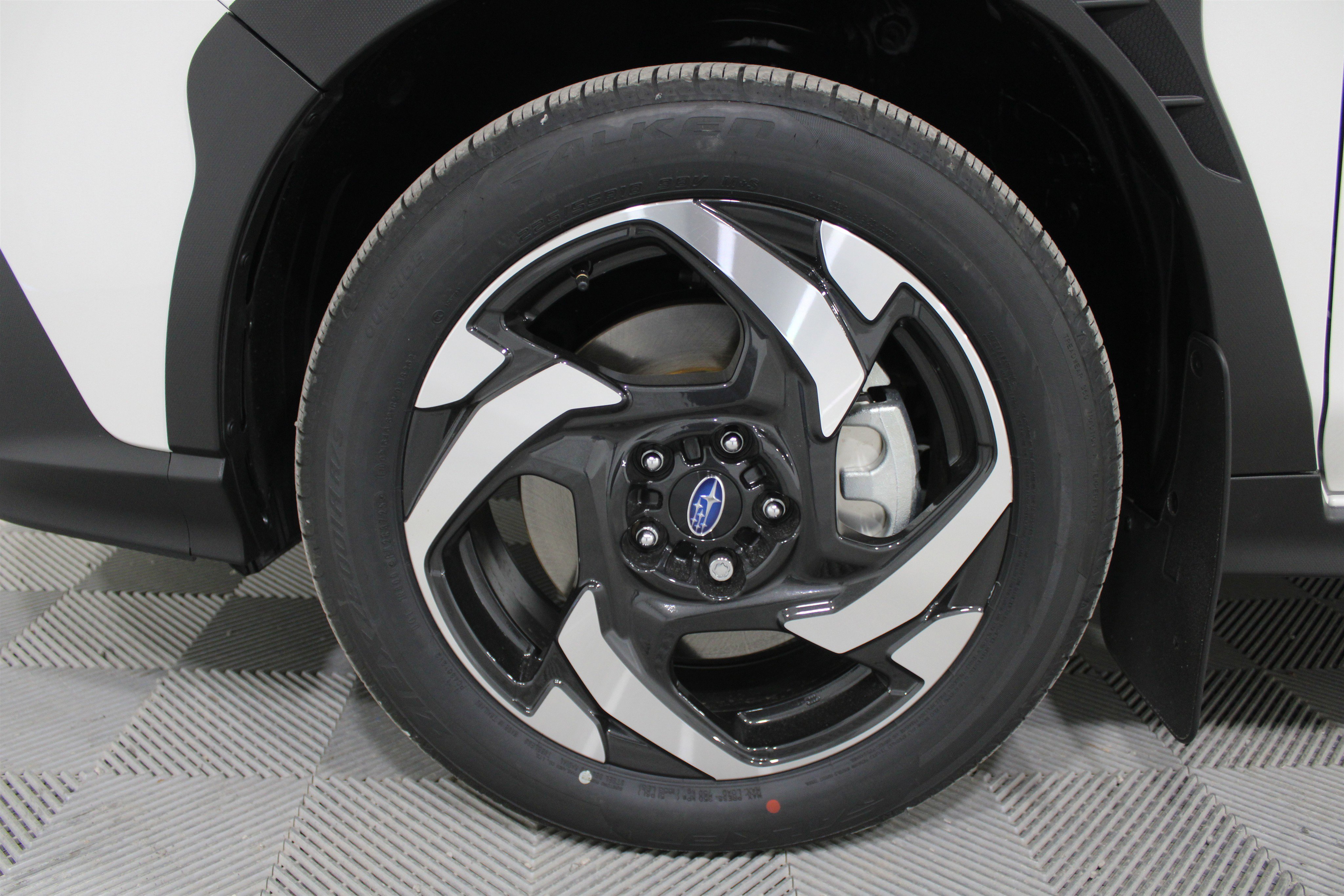 New 2026 Subaru Crosstrek 2.5i Limited w/ Crosstrek Mirror Package image 28