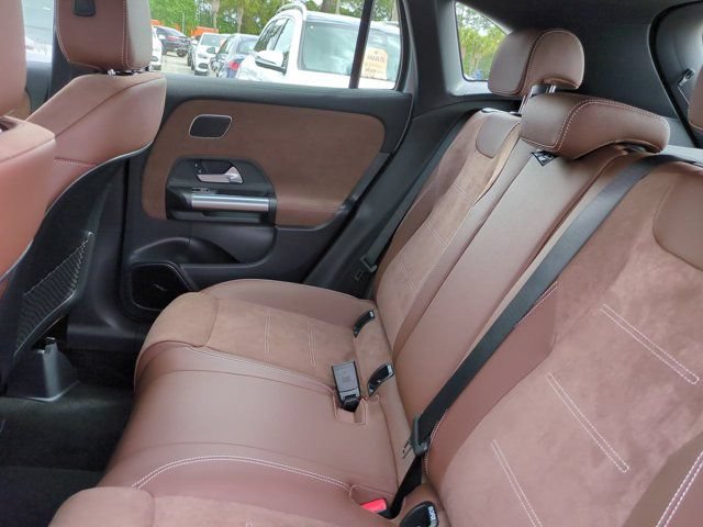 New 2026 Mercedes-Benz GLA 35 AMG 4MATIC image 14