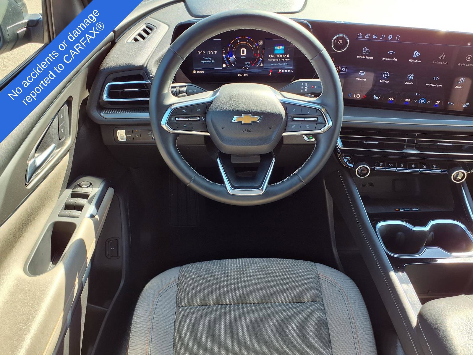 Used 2026 Chevrolet Traverse LT w/ Driver Confidence Package FWD image 13