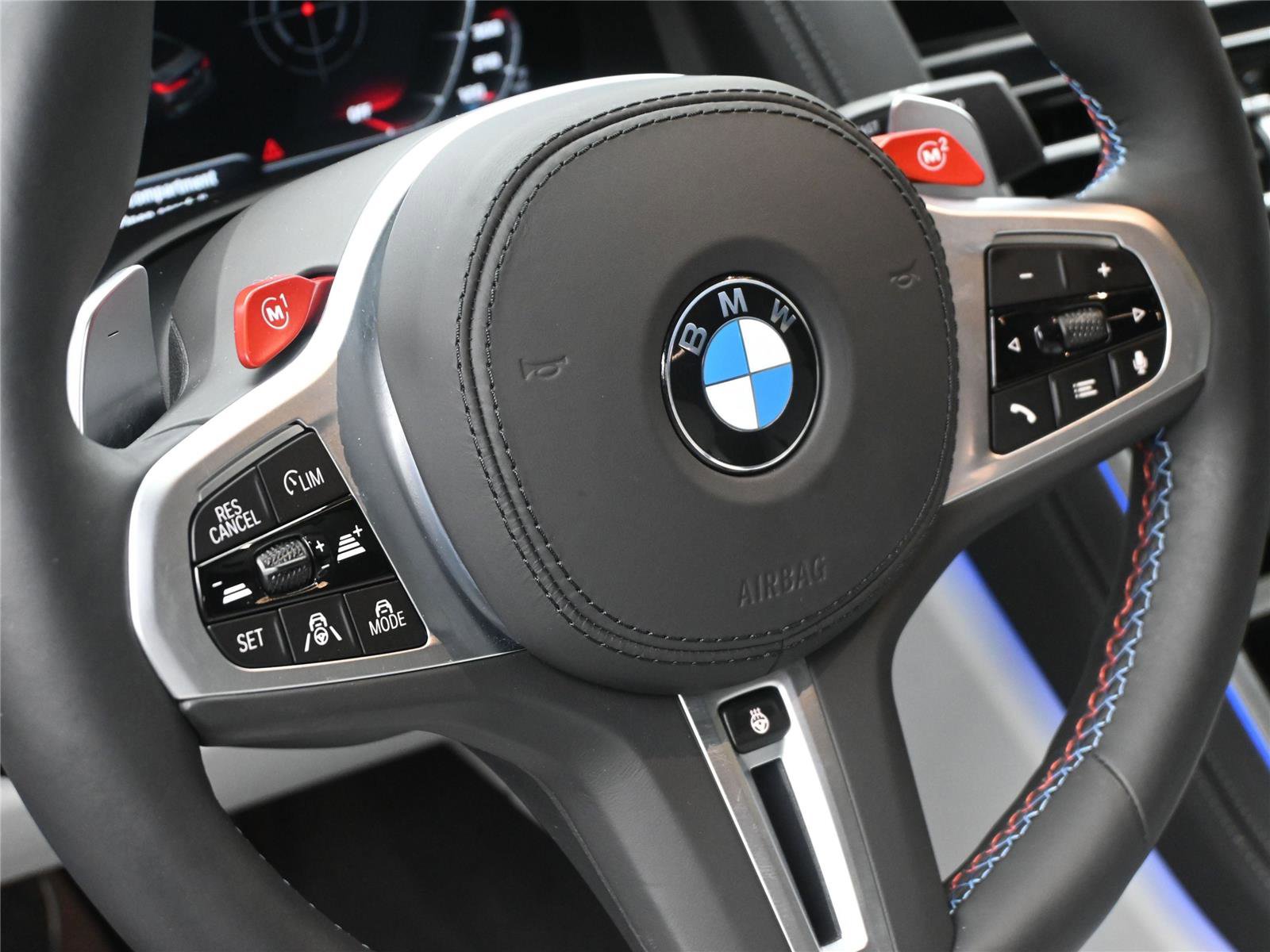 Used 2025 BMW M8 Competition AWD/4WD image 10