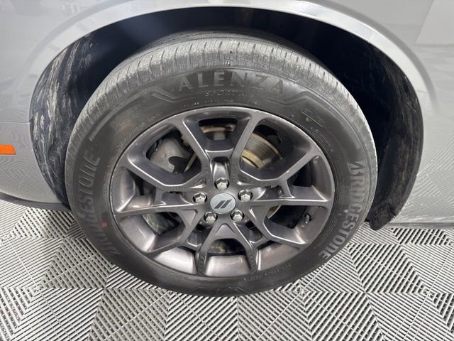 Used 2018 Dodge Challenger GT w/ GT Interior Package image 9