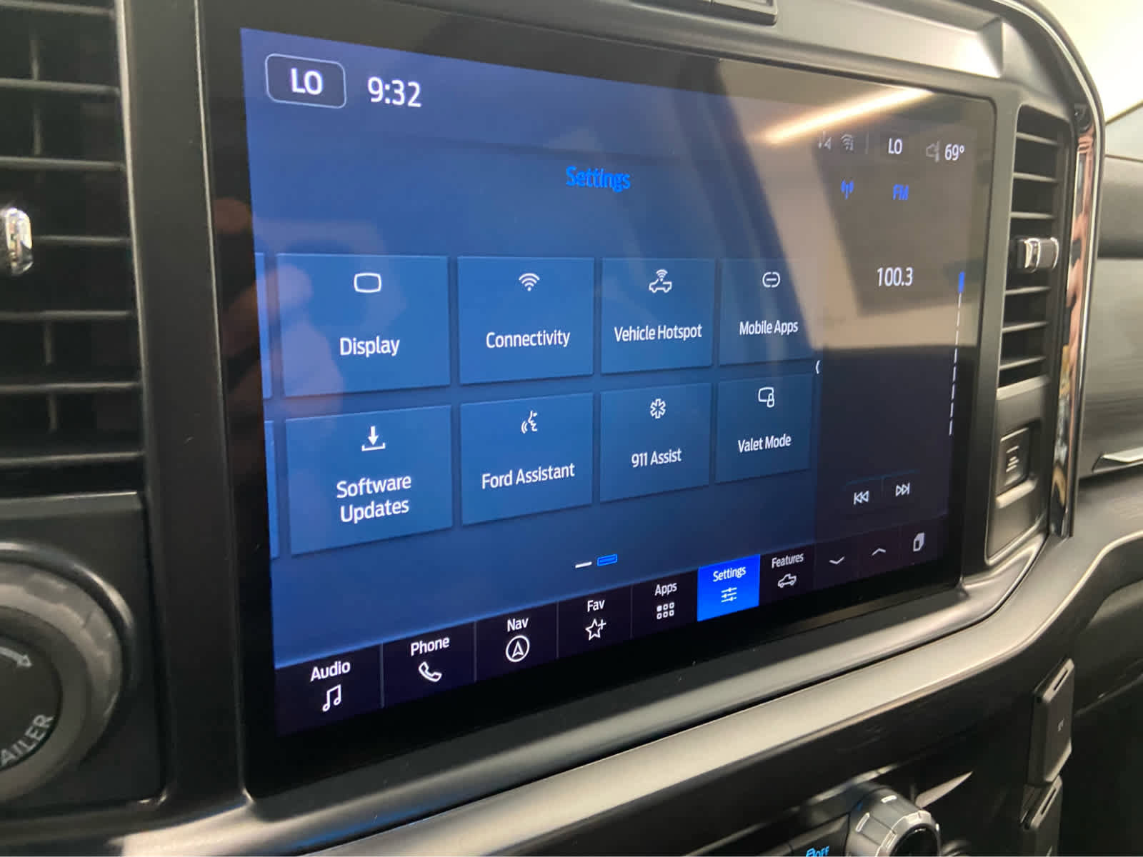 New 2026 Ford F350 Lariat w/ Black Appearance Package image 34
