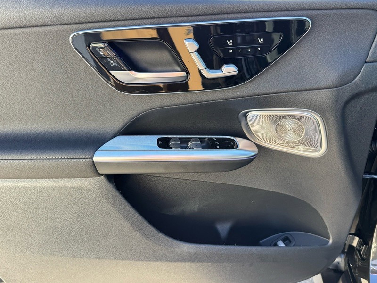 New 2026 Mercedes-Benz GLC 300 image 13