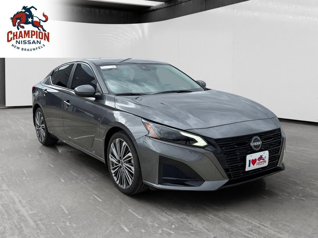 New 2026 Nissan Altima 2.5 SV w/ SV Premium Package FWD image 7