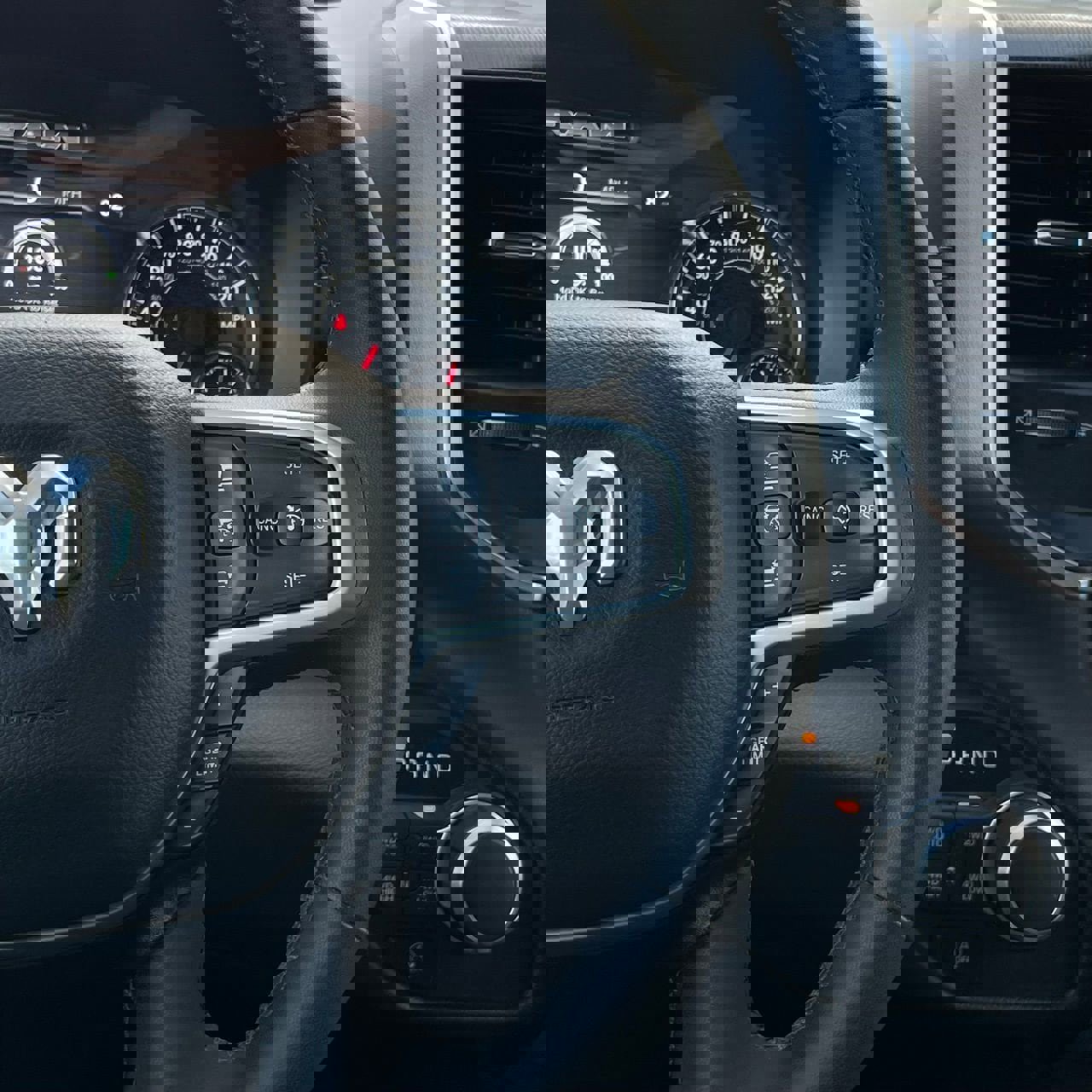 Used 2025 RAM 1500 Lone Star image 15