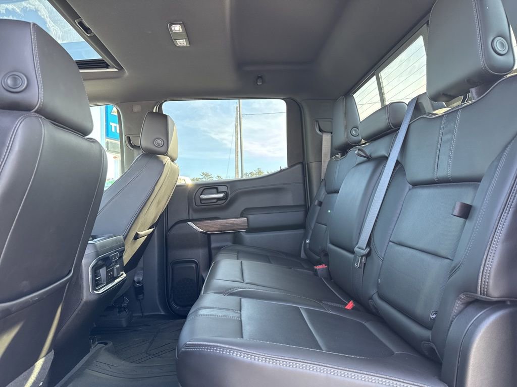 Used 2019 Chevrolet Silverado 1500 High Country image 19