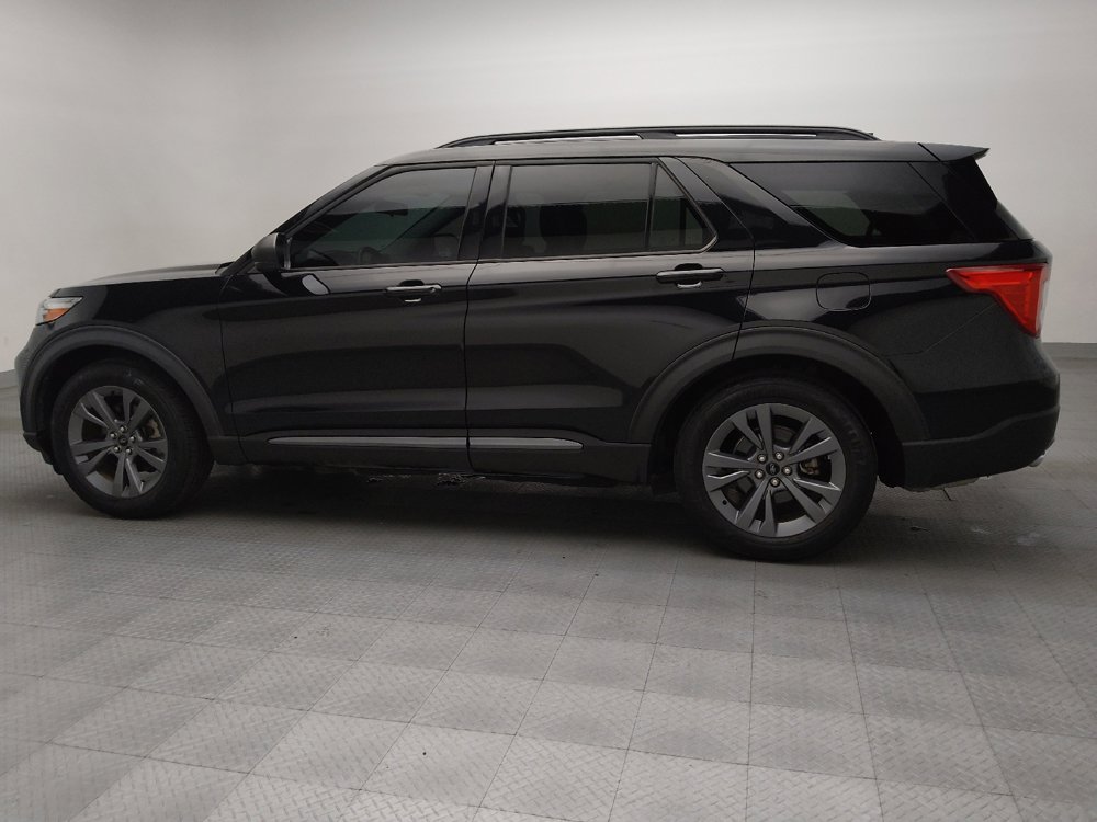 Used 2021 Ford Explorer XLT w/ Equipment Group 202A image 3